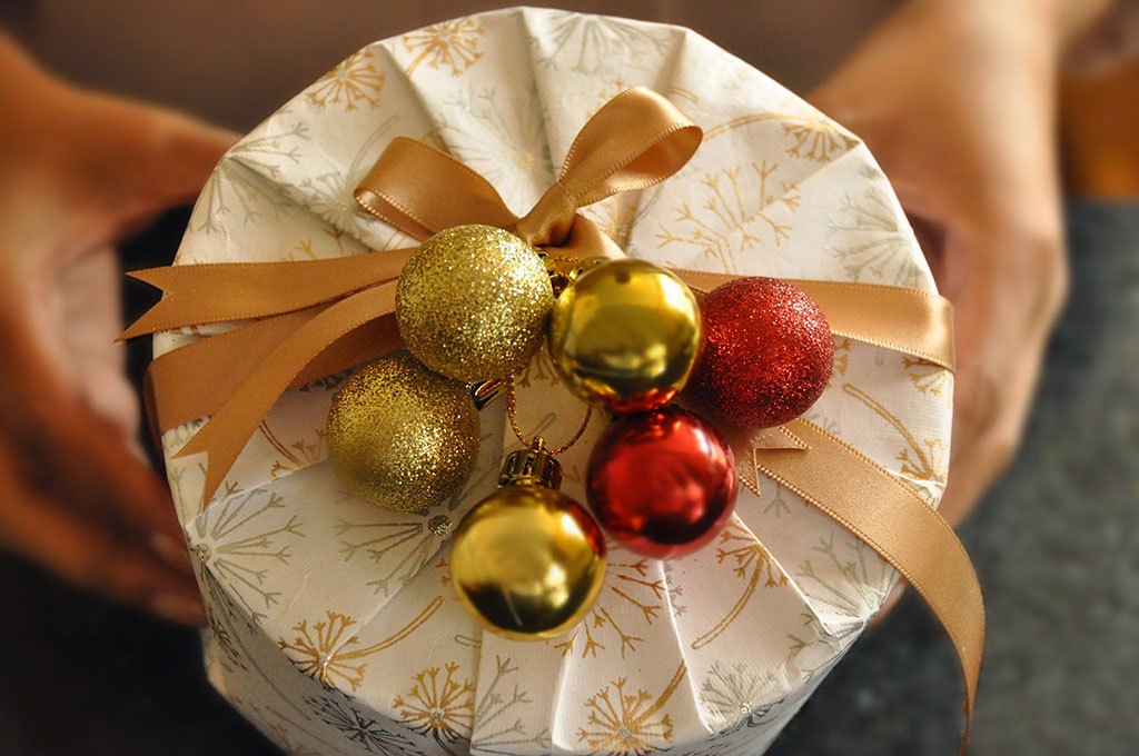 How to Gift Wrap Oddly Shaped Items