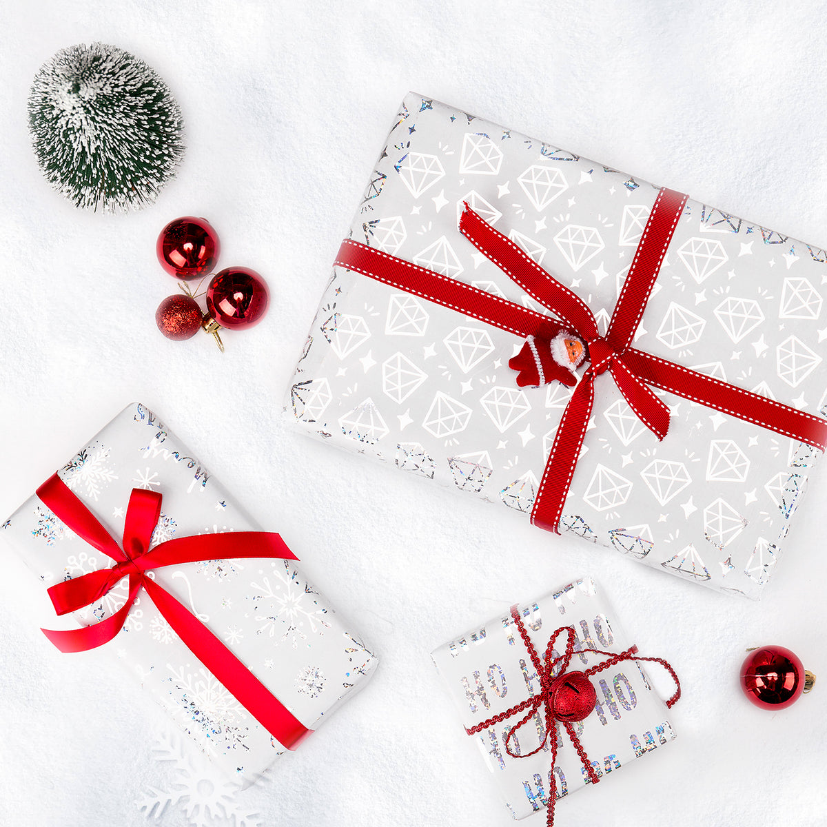 Holiday Gift Wrap Ideas - Day 4: White & Silver –